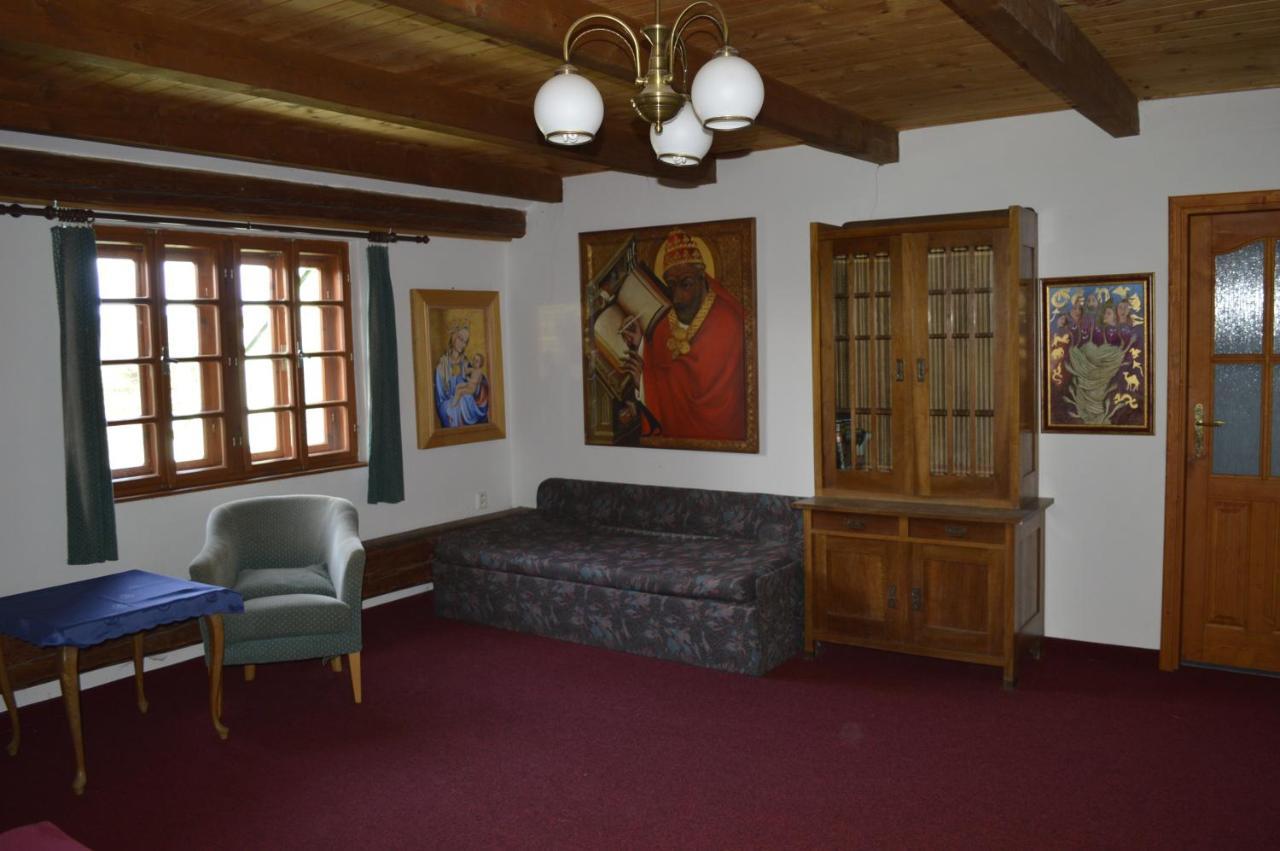 Penzion Medvedi Paseka Nová Bystřice المظهر الخارجي الصورة
